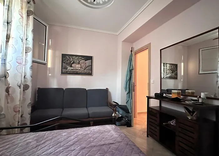 Mihaila بيت للعطل